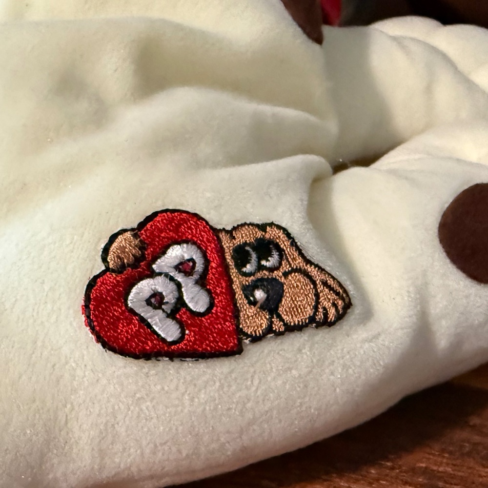 Vintage Pound Puppy Stuffed Animal - Picture 6 of 12